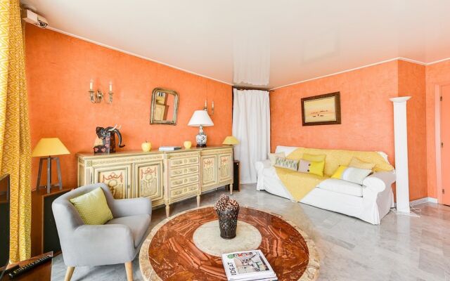 Le Cygne Apartment 1