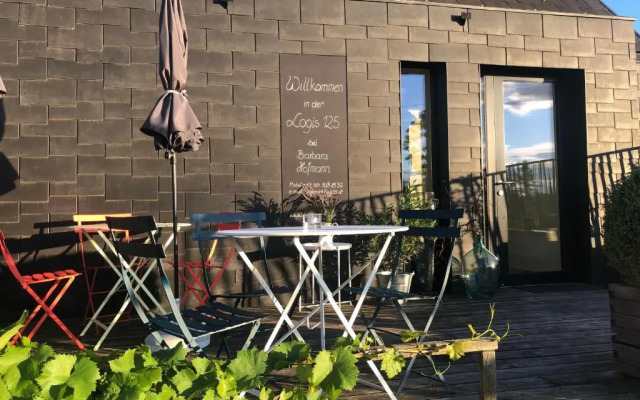 Logis125 I Barbara Hofmann (Adults Only)