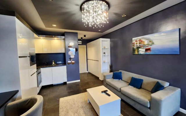 Joy Station Cozy Studio