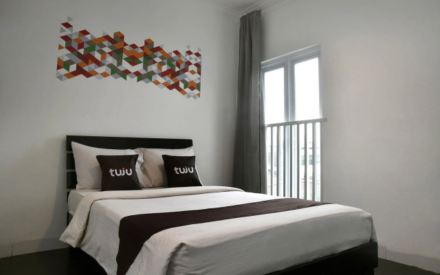 Tuju Abuserin Syariah