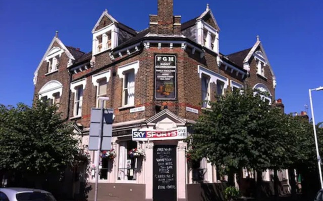 Forest Gate Hotel