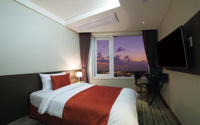 Ramada Encore by Wyndham Jeju Seogwipo