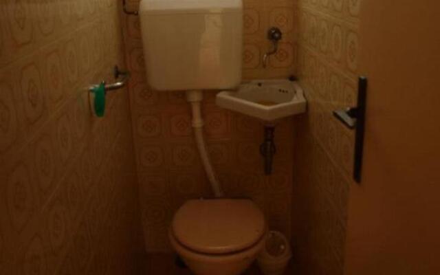 Guest house Brodarica