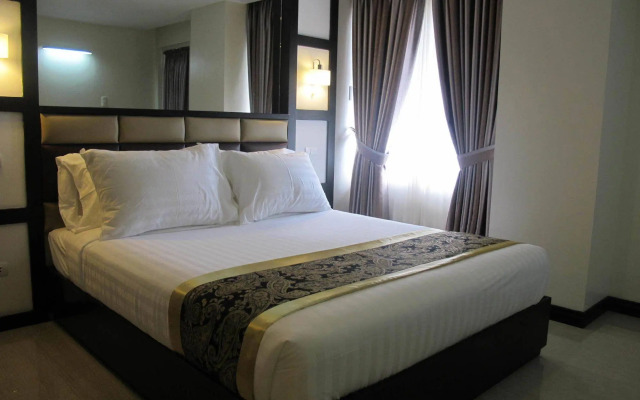 Kay Hotel and Residences