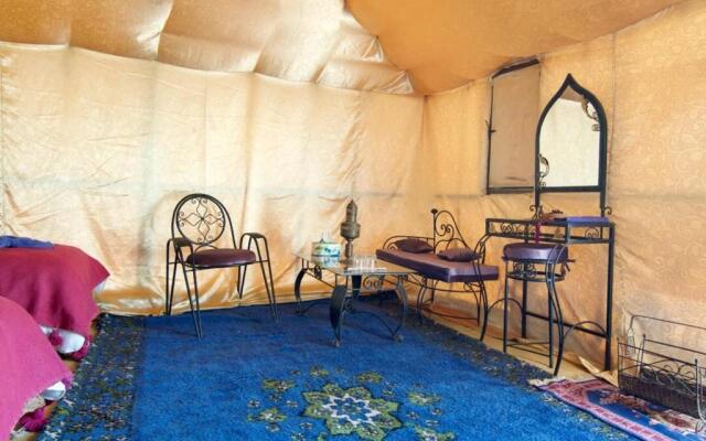 Merzouga Luxury Camp