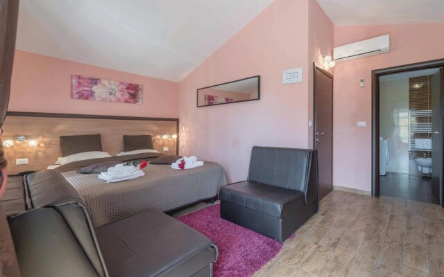 Beautiful Home in Betiga With Wifi and 3 Bedrooms