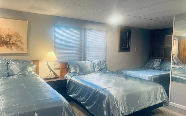 Falls Motel