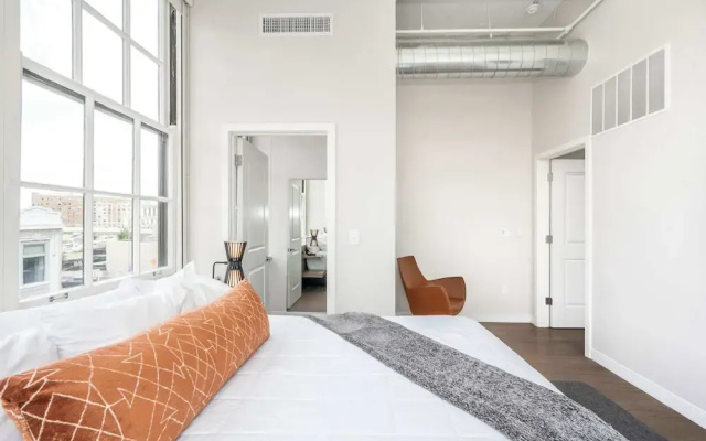 The 333 Suites 3rd Floor Retreat
