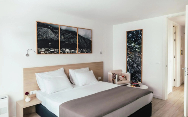 City Beach Apartment