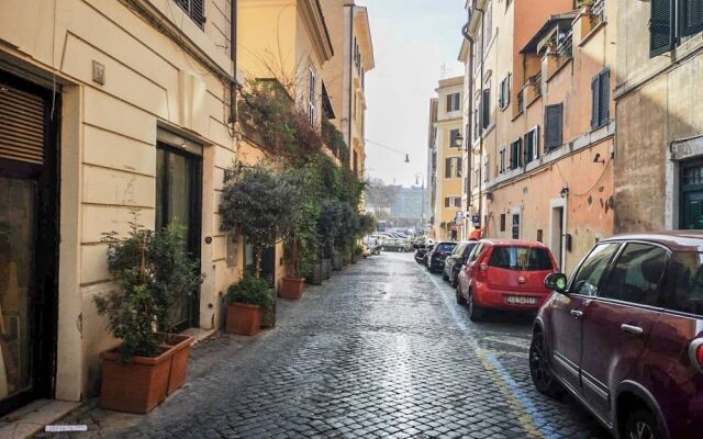 Romaresidence Trastevere Guesthouse