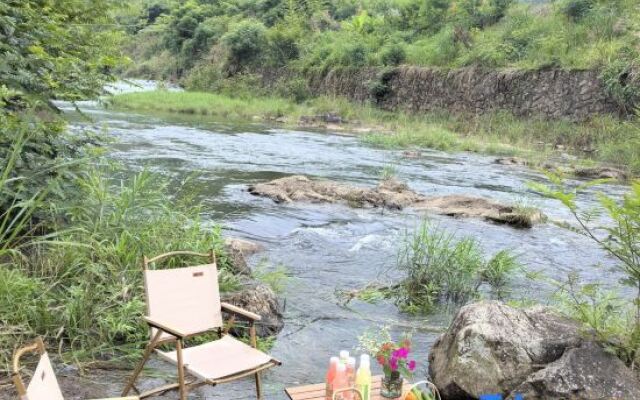 Tonglu Linyuxi Homestay