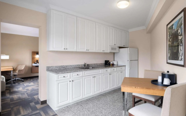 Hampton Inn Charleston-North