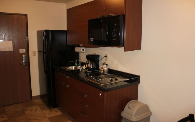 My Place Hotel - Loveland, CO