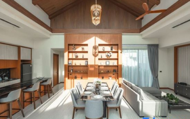 *Quiet Glamour Oasis - 4BR Poolside Sanctuary V186