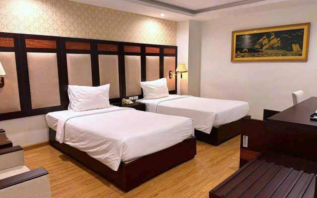 Galliot Hotel Nha Trang