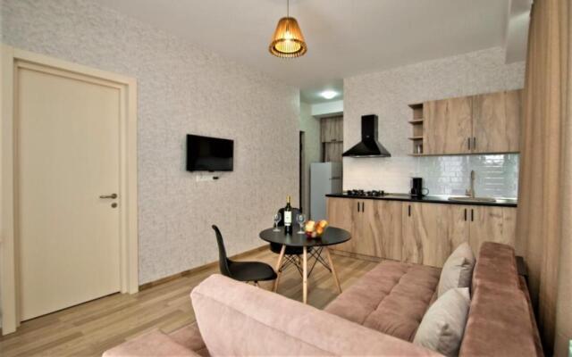 Apartment 123