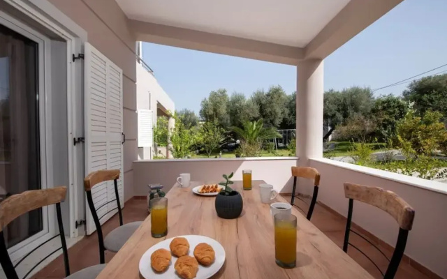 Green Hill Family Villa