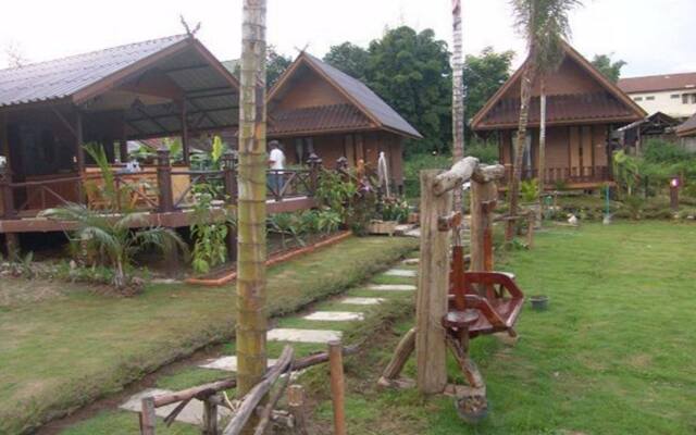 Pai Reaunthai Village