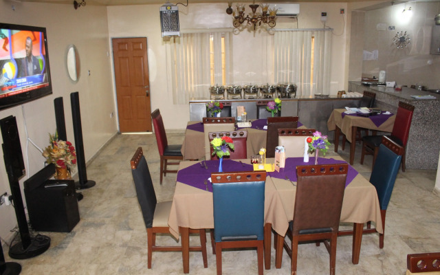 Grace Garden Apartments