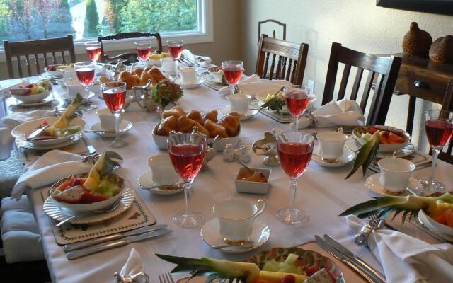 A Touch of English Bed & Breakfast
