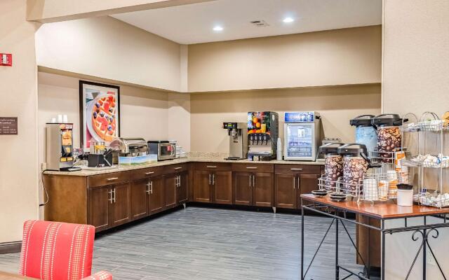 Comfort Suites Hattiesburg near University