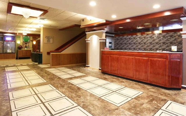 Magnuson Grand Columbus North