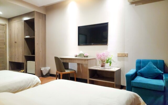 Sunshine Hotel
