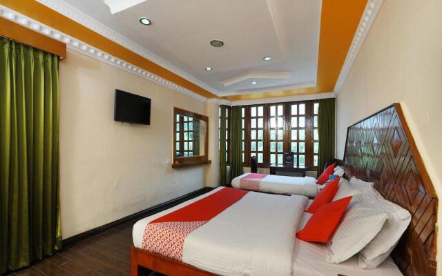 Hotel Gurupriya