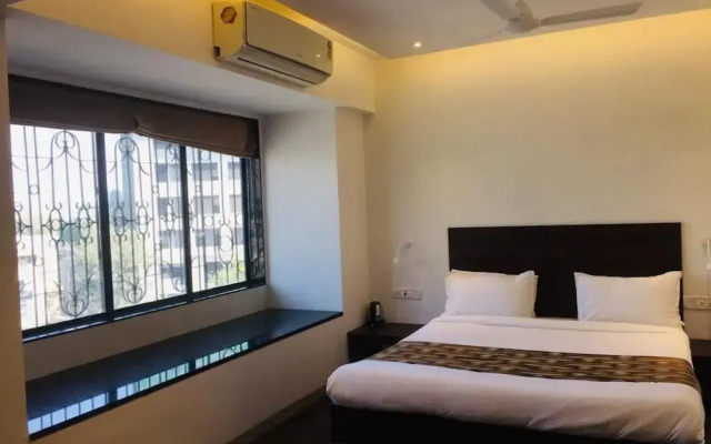 Lucky Service Apartments
