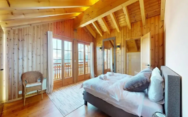 Chalet in the Heart of the Mountains