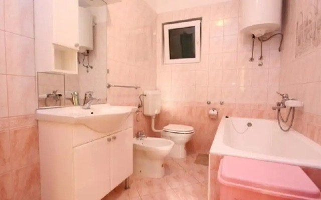Per - Comfortable Family Apartments - A1