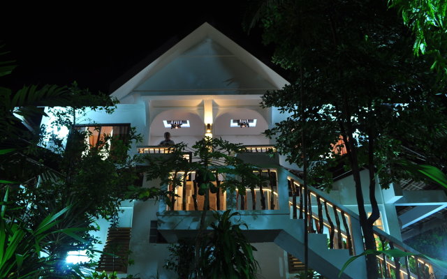 CocoLoco Boracay Beach Resort