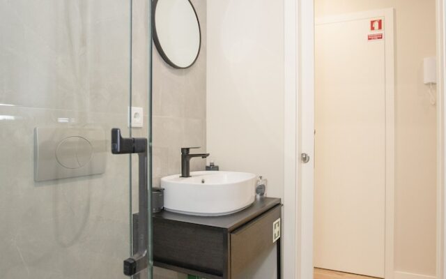 Liiiving in Porto-Uptown Pearl Apartment