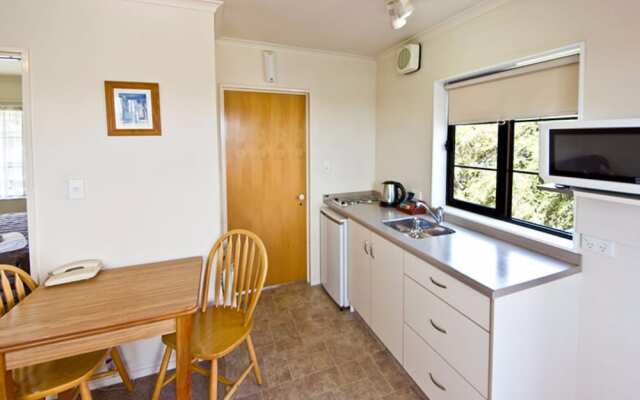 Arrow Motel Apartments