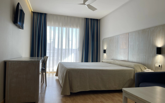 Hotel AGH Canet