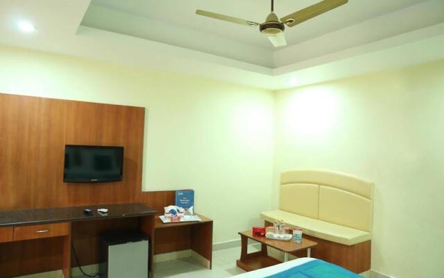 OYO Rooms Chandragiri Fort Srivari Mettu