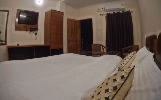 HOTEL GRACE GANGA-By Nature Care Village
