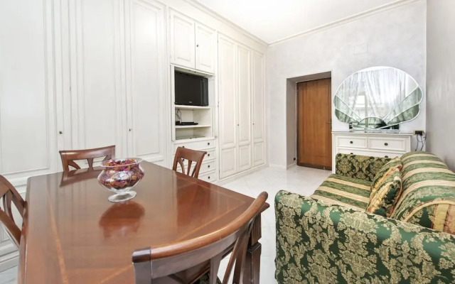 Charming Roma Apartment With 3 Bedrooms