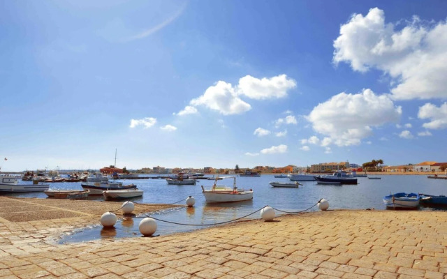 Yachting Apartments - Cozy Apartments Overlooking the sea