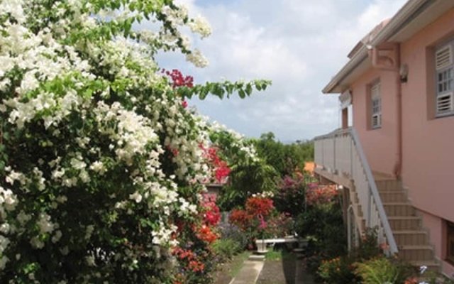 Apartment With one Bedroom in Sainte Anne, With Enclosed Garden and Wi