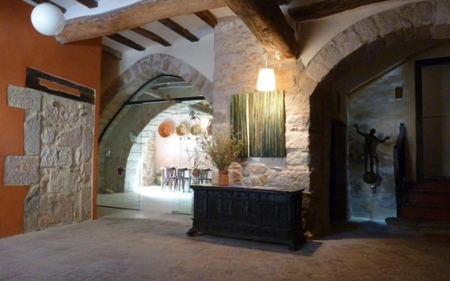 Cal Maginet Hotel