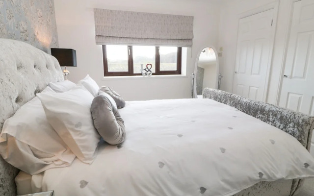 12 Claremont Falls
