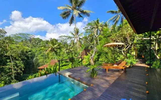 Joglo 4 Villa Mahadevi with Pool - Jungle near Ubud