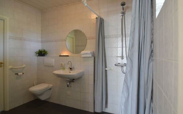 Beautiful Farmhouse in Baarschot near Forest