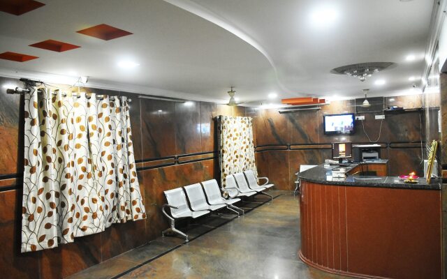 Hotel Govind Heights