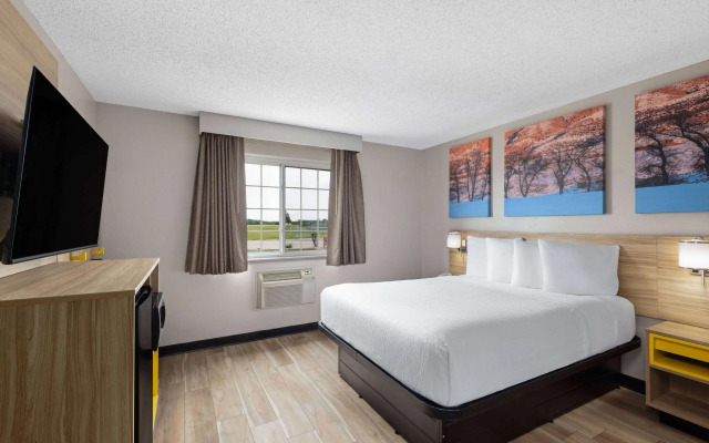 Days Inn by Wyndham Miami