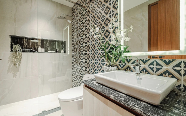 The Ozone Condotel Phuket