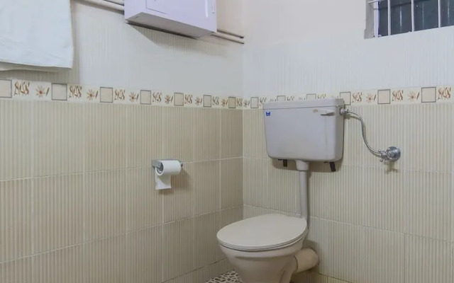 Oyo 22570 Amenity Guest House
