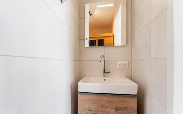 Luxe Villa in Zeewolde With Infrared Sauna