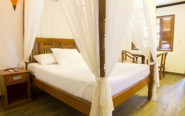 Real Maris Resort and Hotel